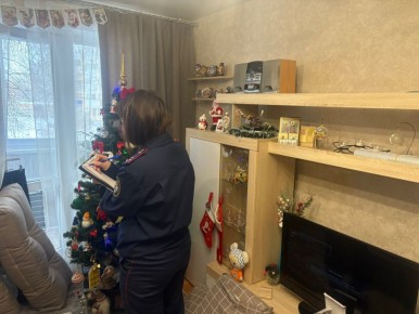 Тела трех жителей Самары, отравившихся парами газа, обнаружили в квартире