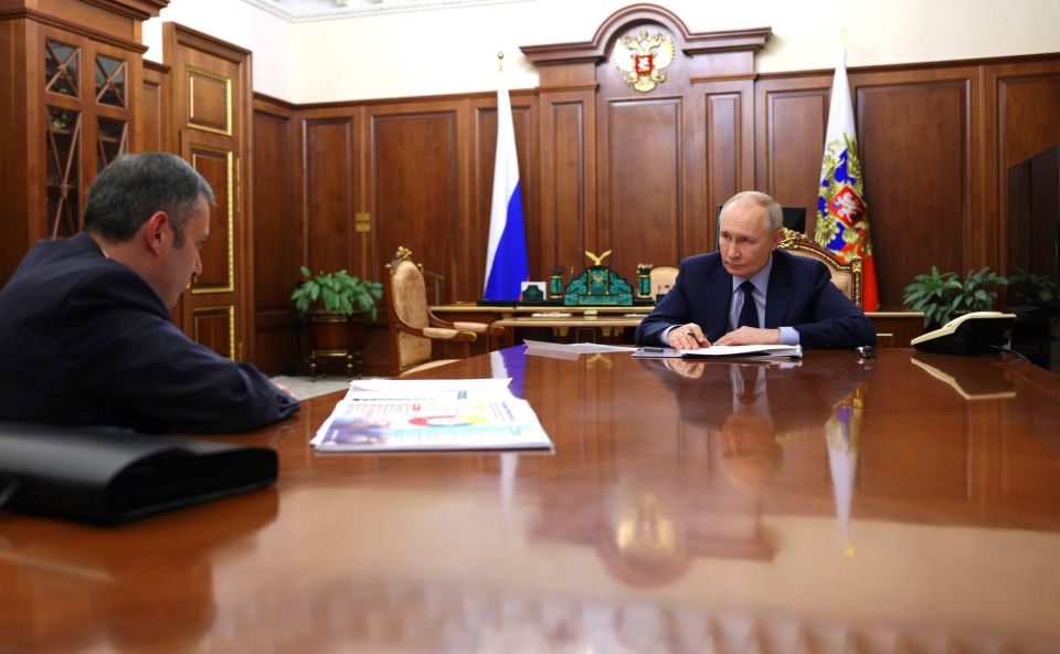 Александр Хинштейн: Президент России подписал закон о праве жителей приграничья на возврат земельных участков после получения ими сертификата на новое жилье