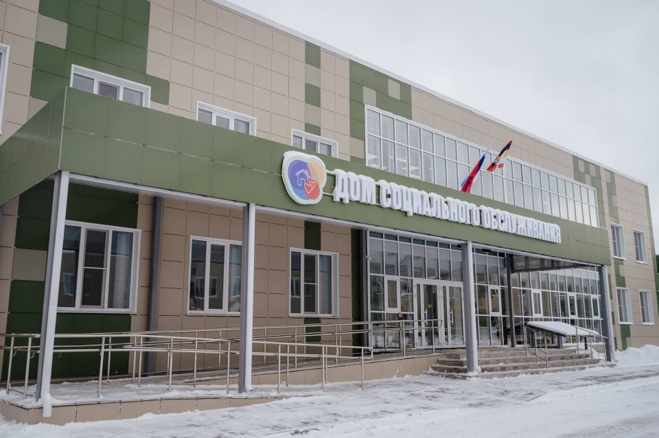 Александр Хинштейн: Свой 90-летний юбилей Букреевский дом соцобслуживания в Курском районе встречает в новых стенах