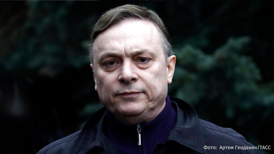 Суд заочно арестовал продюсера "Ласкового мая" Андрея Разина по делу о мошенничестве