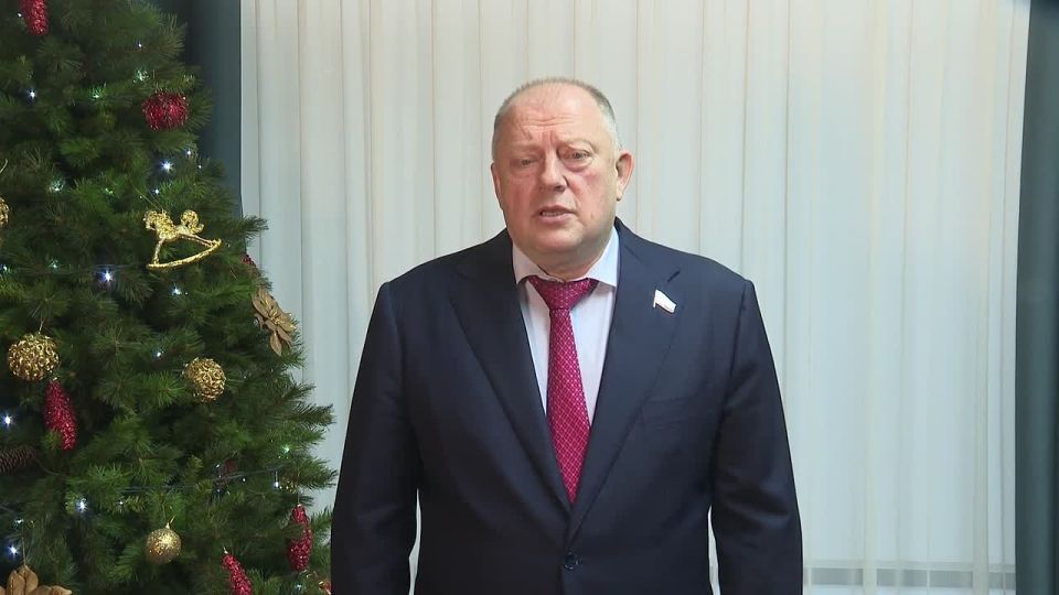 Поздравление председателя Законодательного Собрания Тверской области Сергея Голубева с Новым годом и Рождеством