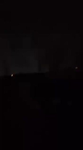 На видео — вертолёты и взрывы в Каракасе