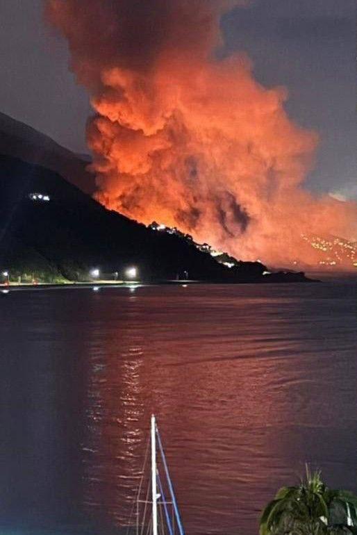 Ла-Гуайра, один из крупнейших портов Венесуэлы, сейчас выглядит так, если верить поступающим сообщениям