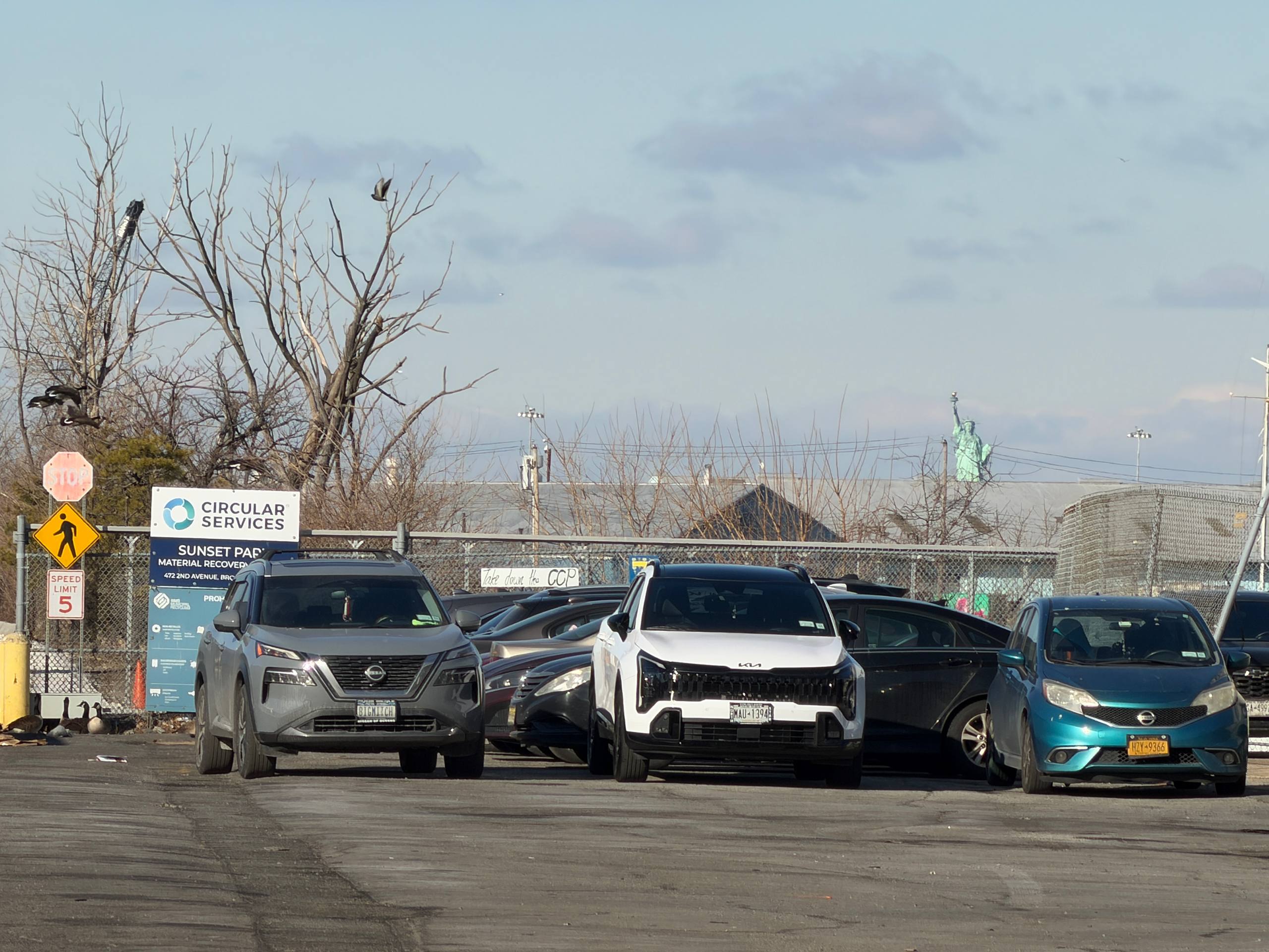 Валентин Богданов: Из окон тюрьмы Бруклине, куда поместили Мадуро и его жену, видна Статуя Свободу Валентин Богданов: Из окон тюрьмы Бруклине, куда поместили Мадуро и его жену, видна Статуя Свободу