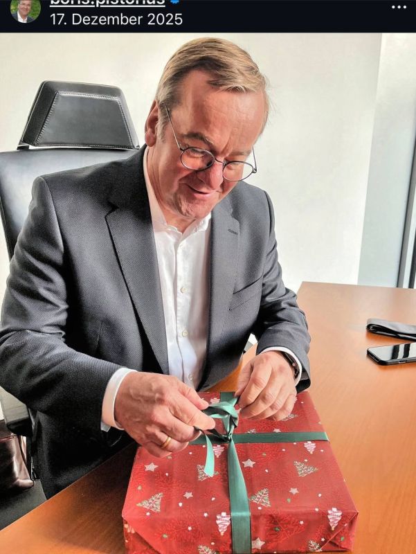 Александр Сосновский: Вот, говорит Писториус, получил, мол, из Киева подарок