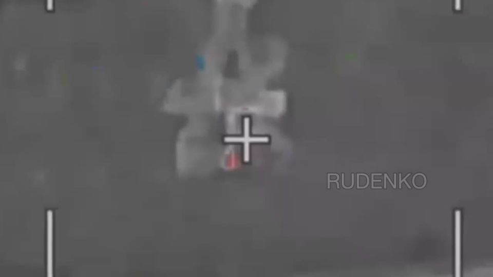 Андрей Руденко: Расчёты БпЛА «Ланцет» группировки «Восток» уничтожили артиллерийское орудие М-119 в Запорожской области