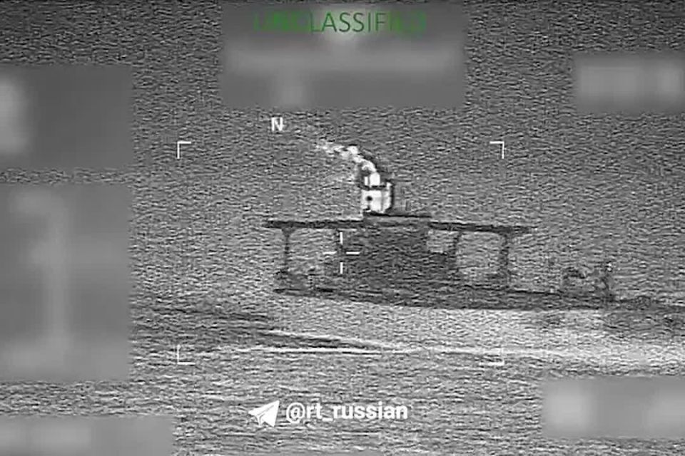 США задержали танкер Sophia, связанный с Венесуэлой, в водах Карибского моря, пишет Reuters