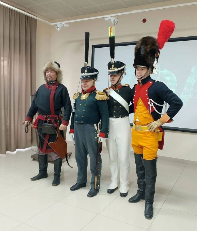 Рамиль Рахимов рассказал о праздновании победы в Отечественной войне 1812 года и начале Года единства народов России