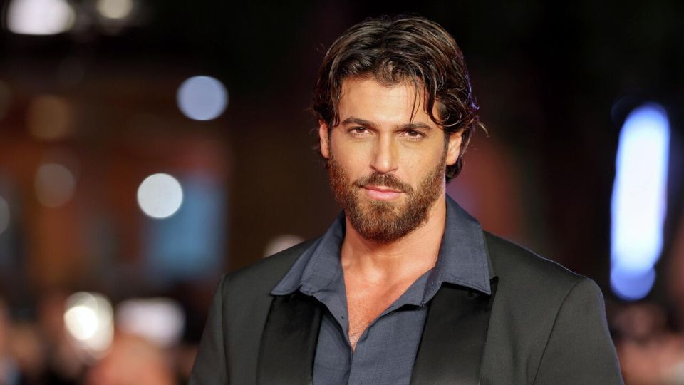 Звезда сериалов "Эль Турко" и "Ранней пташки" Джан Яман задержан в ходе облавы на один из клубов в Стамбуле — агентство Hurriyet