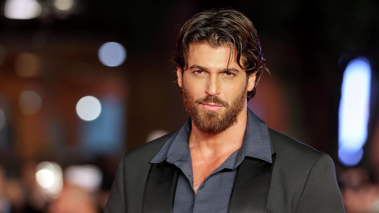 Звезда сериалов "Эль Турко" и "Ранней пташки" Джан Яман задержан в ходе облавы на один из клубов в Стамбуле — агентство Hurriyet