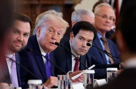 ПОЛИТИКА РАЗРЫВА: ПОЧЕМУ СТРАТЕГИЯ ТРАМПА ДАЕТ РОССИИ ШАНС