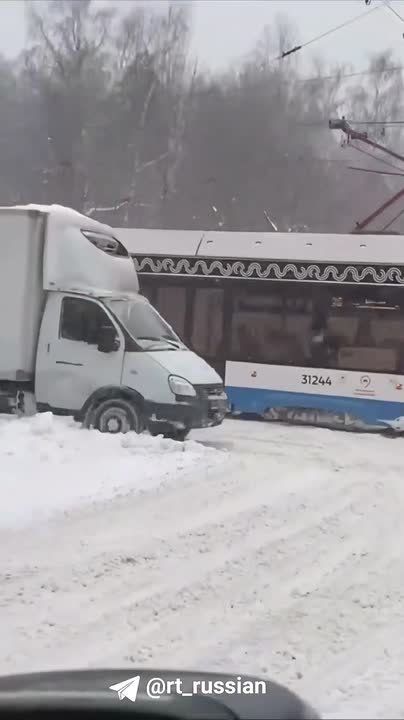 В начале первой рабочей недели года в Москве снова пойдёт снег