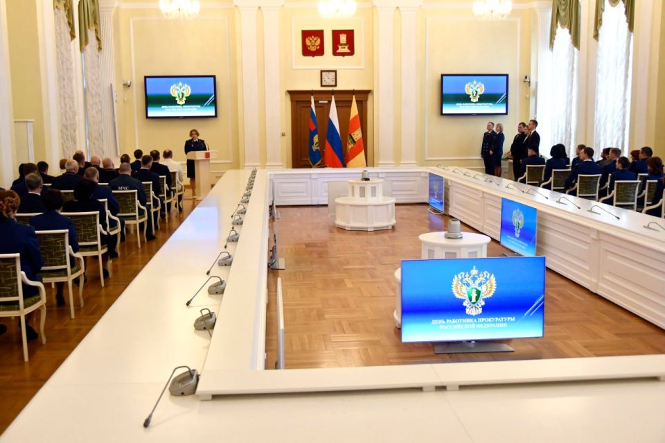 12 ������ � ����� ���������� ������������� �����������, ����������� 304-����� ����������� ������