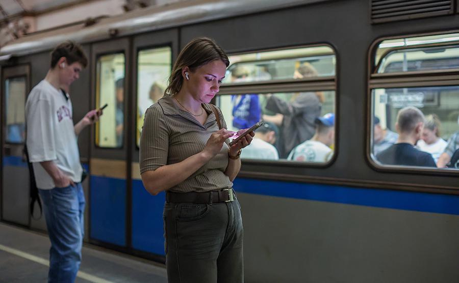 Евгений Попов: Чат-боты и сводки искусственного интеллекта в ближайшие 3 года резко снизят переходы из поисковых систем на новостные сайты — 280 руководителей СМИ из 51 страны мира ожидают падения трафика сразу на 43%