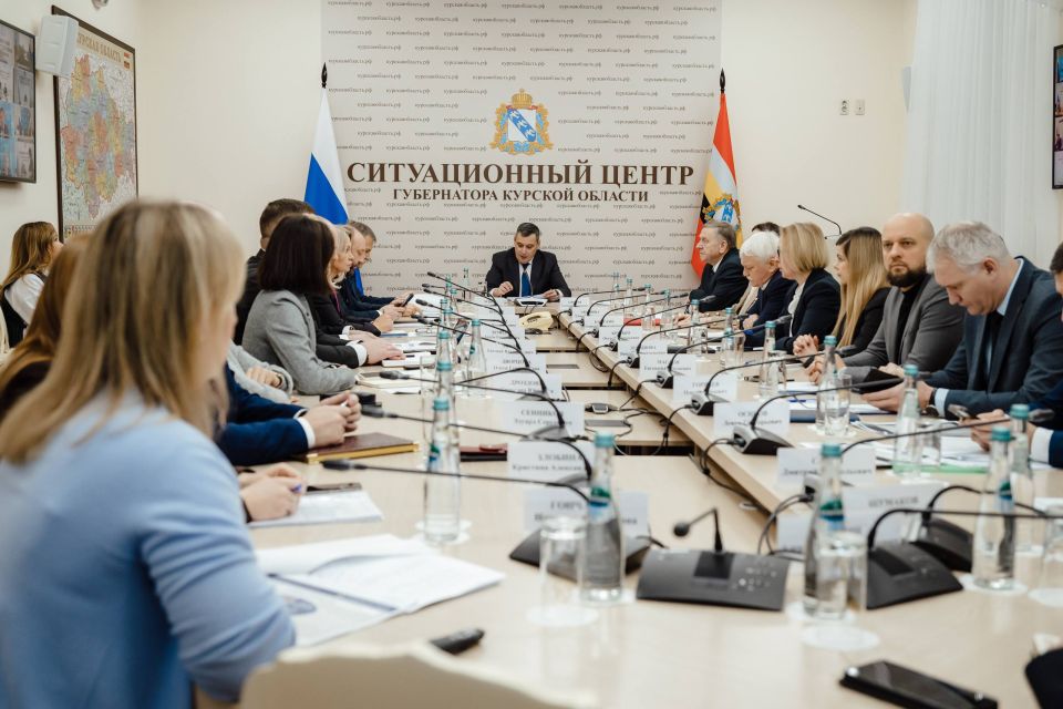 Александр Хинштейн: Провели первое в новом году заседание Правительства Курской области