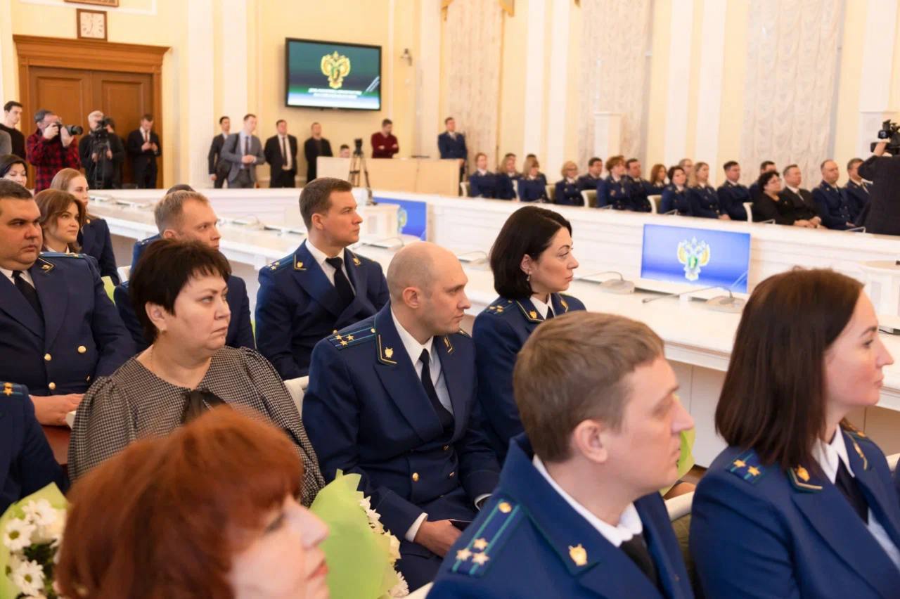 Состоялось торжественное мероприятие, посвященное 304-й годовщине образования российской прокуратуры Состоялось торжественное мероприятие, посвященное 304-й годовщине образования российской прокуратуры