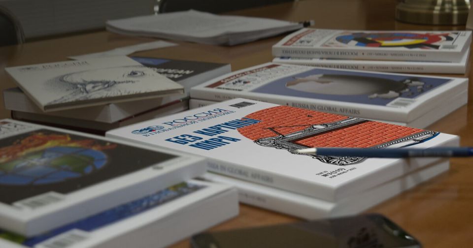 Как Трамп видит Иран?. Новогоднее шоу Трампа «Орел и решка» «Ударит – не ударит» продолжается в Иране