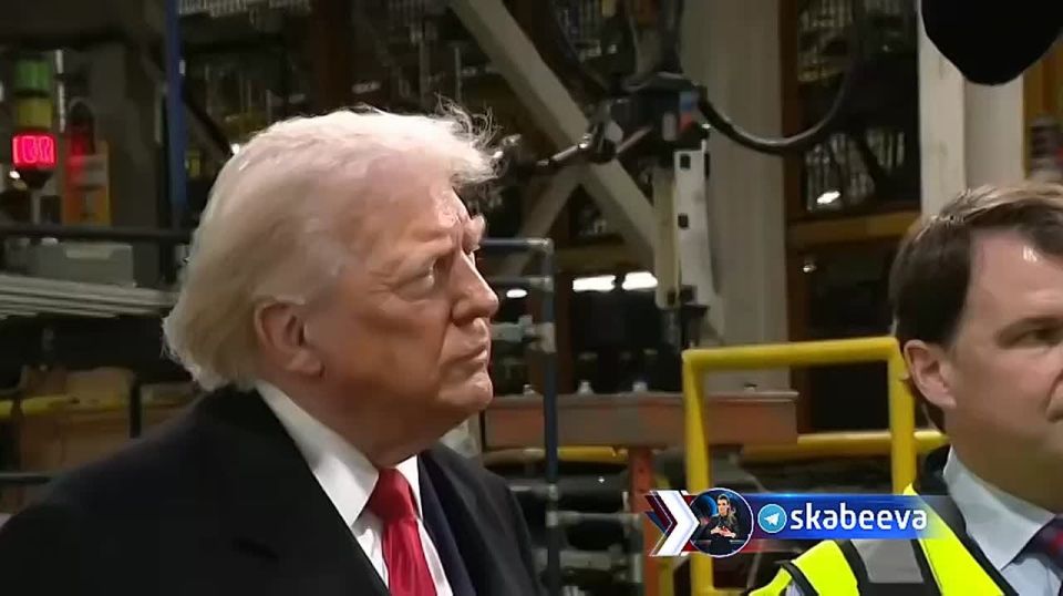 Сохраняет интригу. -Сегодня вы сказали Ирану, что помощь уже в пути