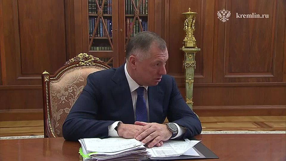 Путин заслушал доклад Марата Хуснуллина о достижениях в строительной сфере в 2025 году — Кремль