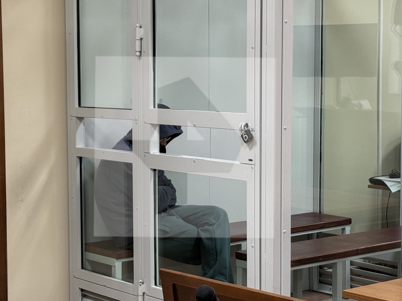 Суд в закрытом режиме будет зачитывать показания свидетелей по делу пасынка советского и российского музыканта Стаса Намина, который убил бабушку и сводного брата