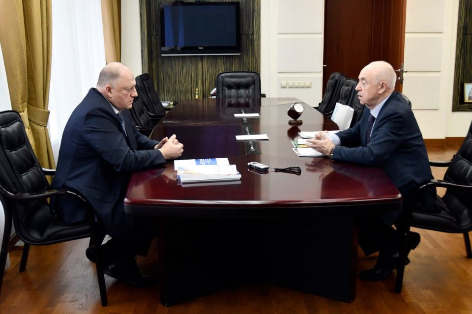 Темой рабочей встречи председателя ЗСТО Сергея Голубева с советником президента общероссийской общественной организации «Лига здоровья нации» Николаем Бугаевым стало обсуждение перспектив сотрудничества организации с регионом