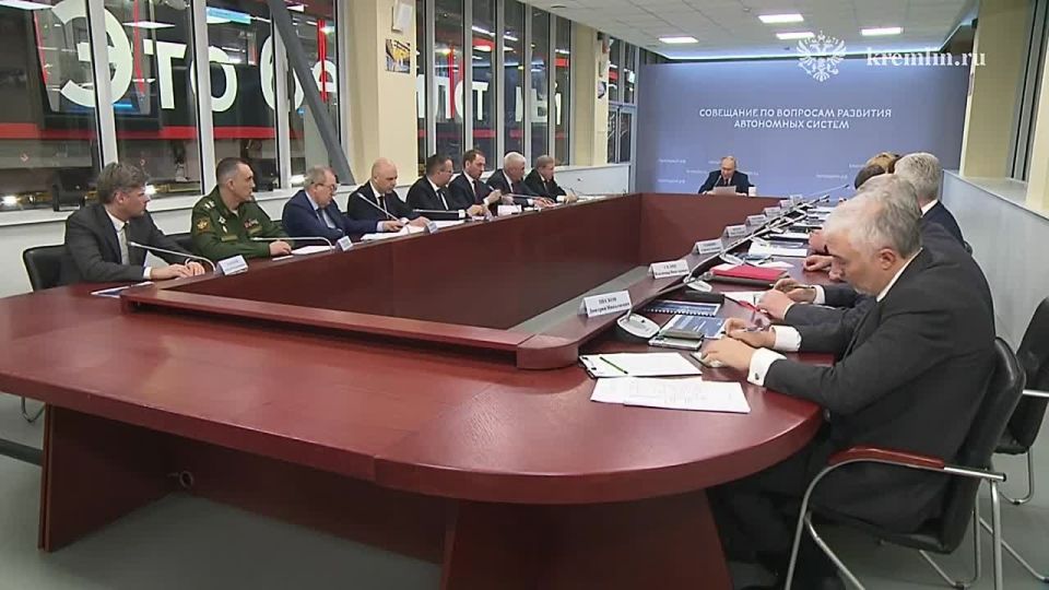Путин предложил привлекать ветеранов СВО в сферу разработки, производства и эксплуатации беспилотных систем: