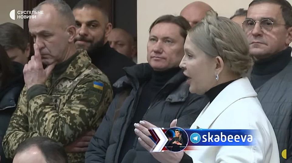 ‘Нам сегодня сказали, что мы можем защищать весь мир, но управлять своей страной мы сегодня не можем