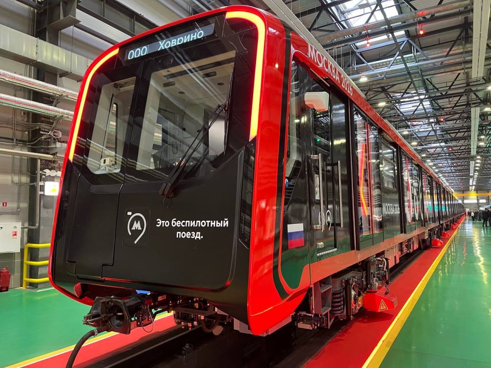 Путин приехал в электродепо на совещание по развитию беспилотников