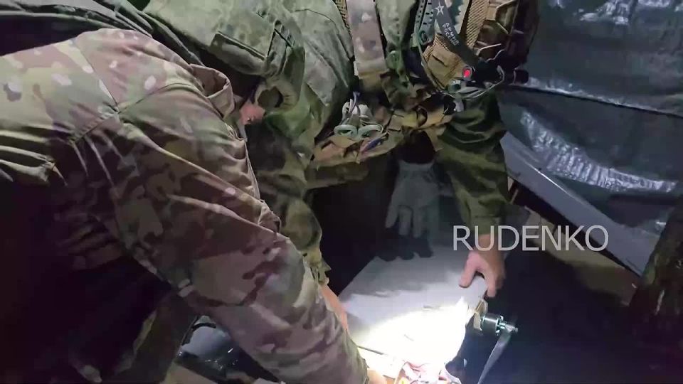 Андрей Руденко: Подразделения беспилотных систем гвардейской артиллерийской бригады ВДВ из состава группировки войск «Днепр» продолжают наносить огневое поражение противнику на Ореховском направлении в Запорожской области