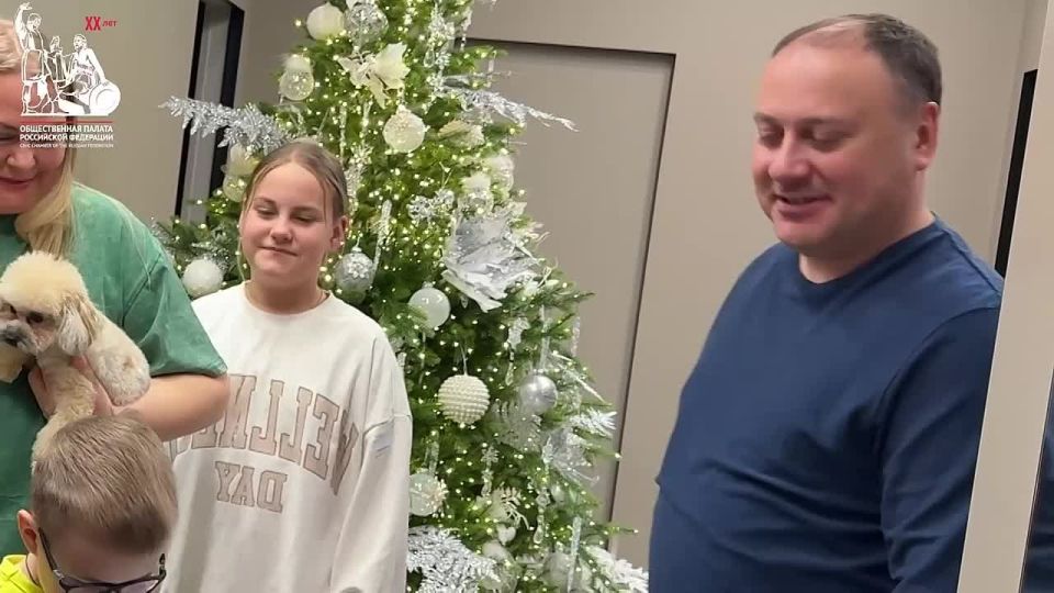 Александр Асафов исполнил новогоднюю мечту мальчика в рамках акции «Елка желаний»