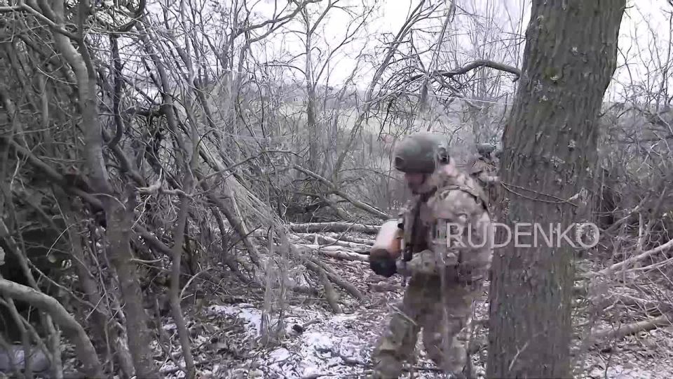 Андрей Руденко: Танкисты 2-й общевойсковой армии группировки войск «Центр» поддерживают наступательные действия штурмовых подразделений на Красноармейском направлении
