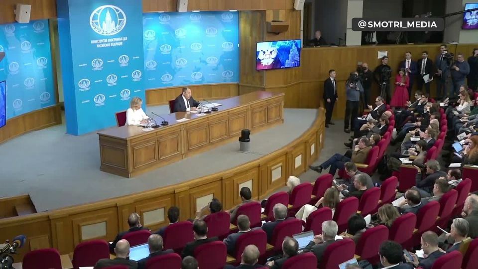 ����� �������� ������������� ��� � ������