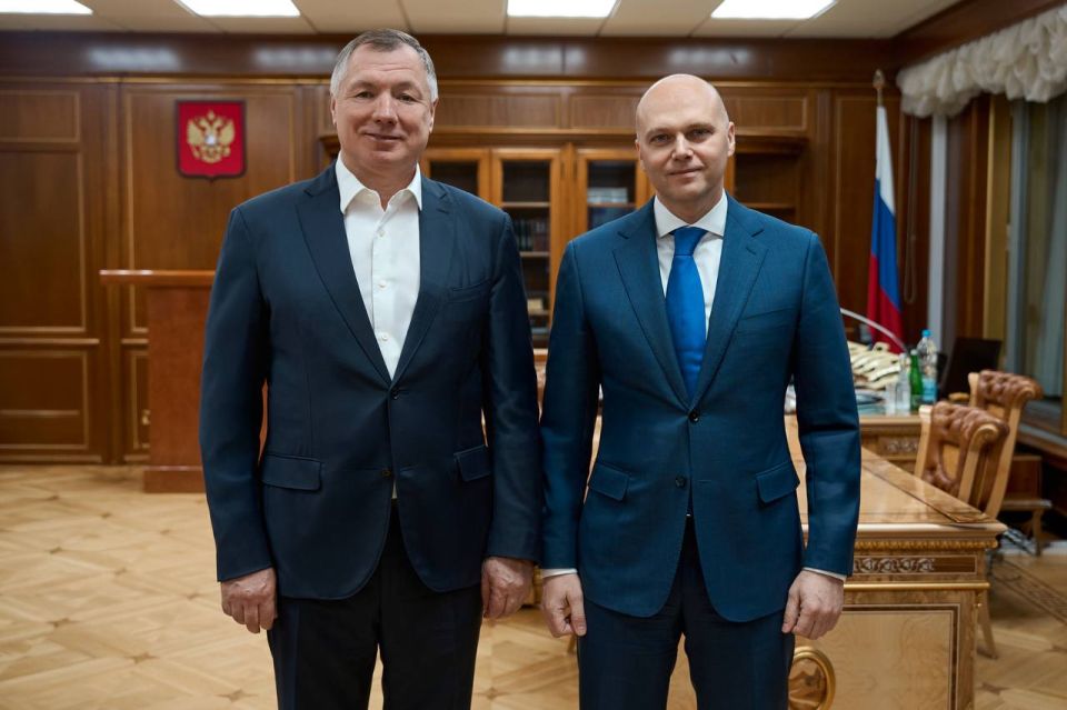 Марат Хуснуллин: Сегодня провел рабочую встречу с губернатором Калининградской области Алексеем Сергеевичем Беспрозванных