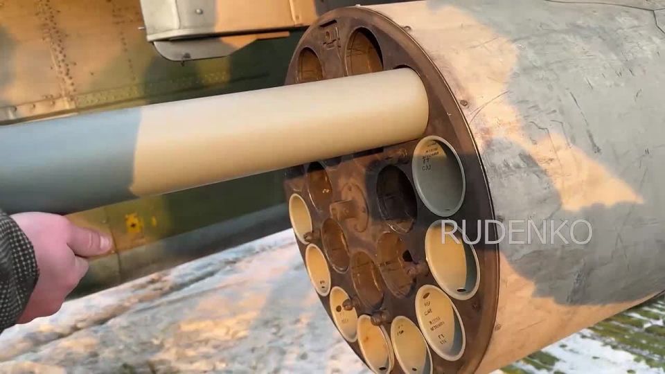 Андрей Руденко: Экипаж вертолёта Ми-28нм сорвал ротацию украинских боевиков в зоне ответственности группировки войск «Север»