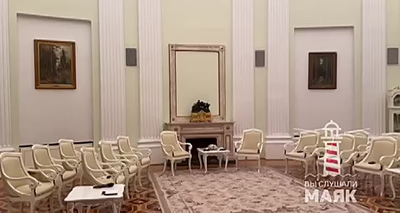 В Представительском зале Кремля все готово для российско-палестинских переговоров