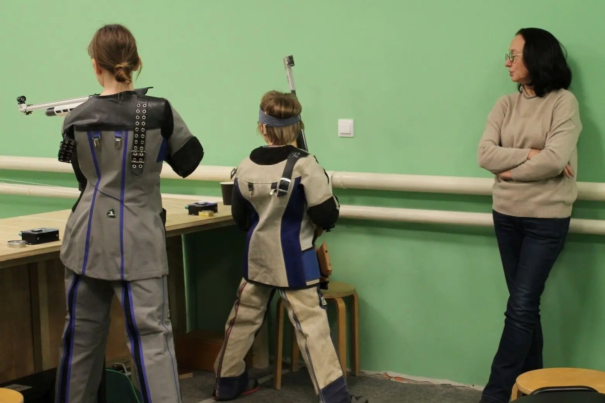 Олимпийская чемпионка Любовь Галкина провела тренировку для тверских стрелков