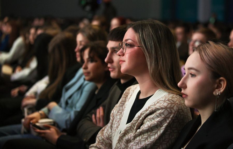 Студенты Верхневолжья рассказали, чем запомнился диалог с главой региона Студенты Верхневолжья рассказали, чем запомнился диалог с главой региона