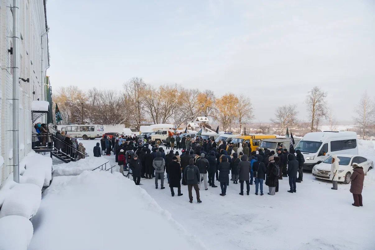 Плечом к плечу за страну: ЛДПР усилила поддержку фронта из Кирова