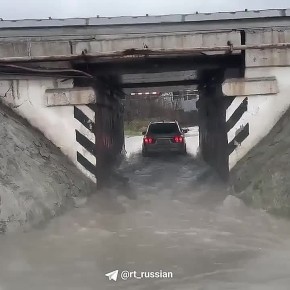 Из-за сильных снегопадов и аномальных дождей затопило улицы в сёлах под Новороссийском