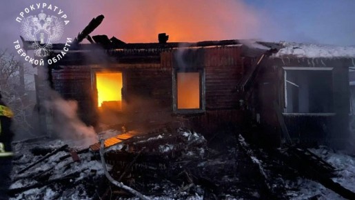 Сегодня, 25 января 2026 г. в утреннее время, в г. Нелидово произошло возгорание частного дома