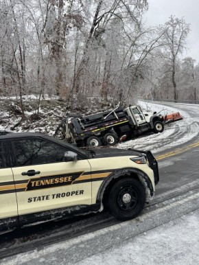 Миллион домов остались без света из-за снежного шторма на северо-востоке и юге США, сообщает CNN
