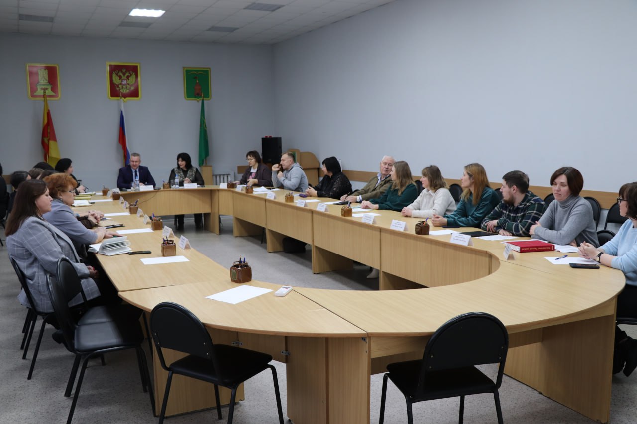 Круглый стол на тему «О региональных брендах в развитии туризма в Торопецком округе» прошёл в Торопце под эгидой Ассоциации туризма Тверской области и при поддержке региональных министерств туризма, промышленности и торговли