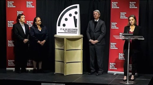 Стрелки «Часов Судного дня» перевели на 4 секунды за год: теперь они показывают 85 секунд до ядерной полуночи
