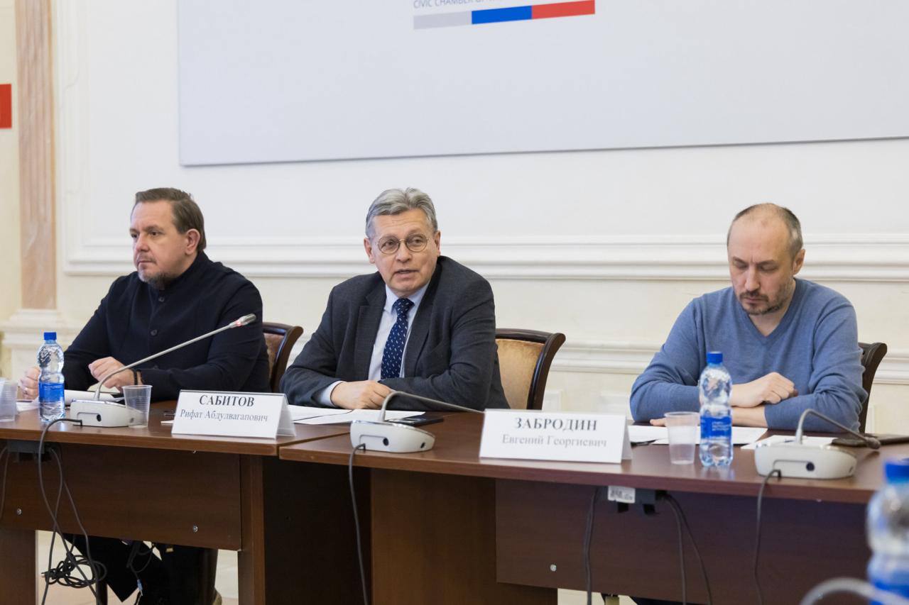 В ОП РФ обсудили информационное противостояние в интернете: алгоритмы против смыслов