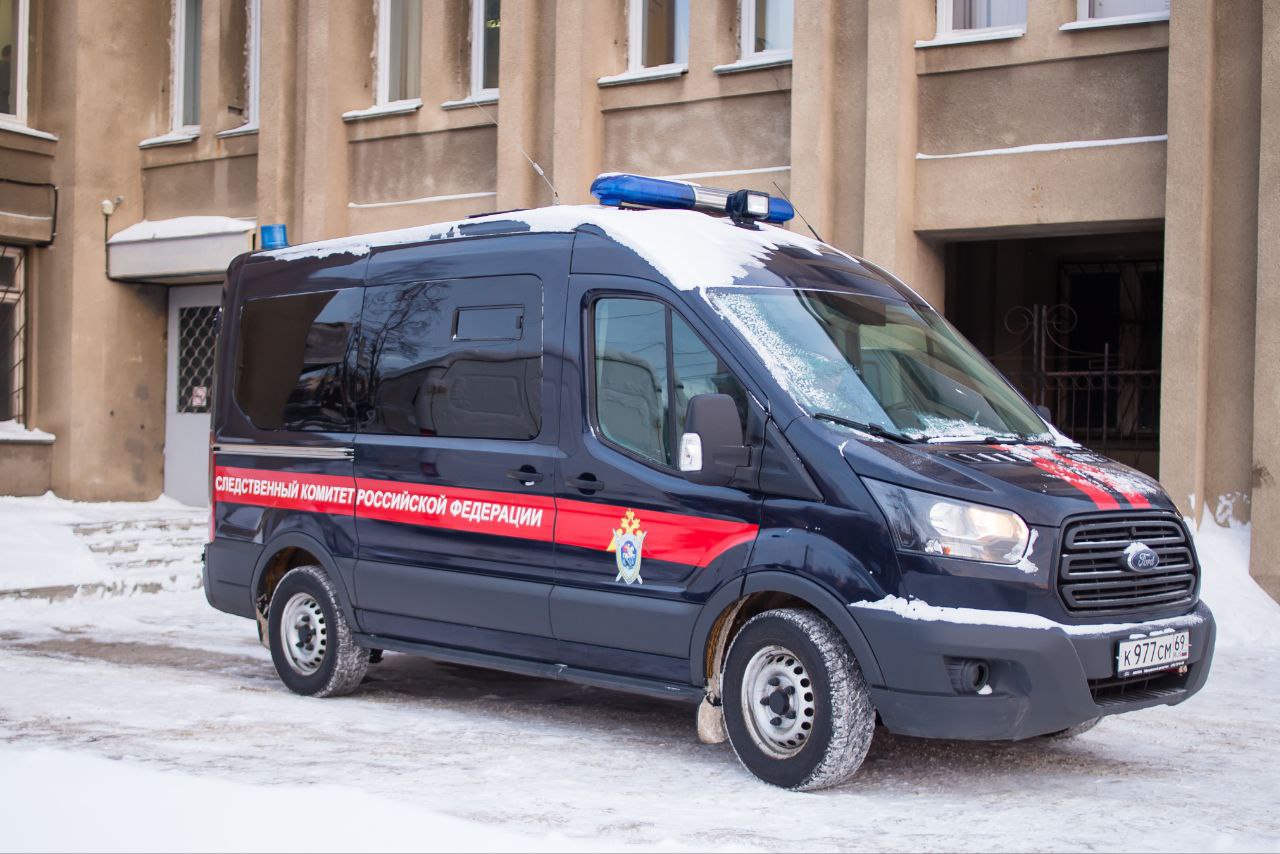 В городе Нелидово следователем Следственного комитета выясняются обстоятельства смерти двух мужчин