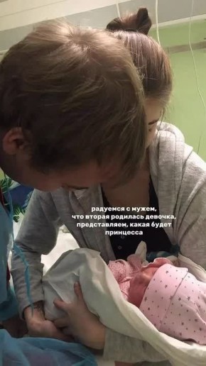 Дрифт не по-детски: в сети распространилось видео, на котором горе-отец посадил маленькую девочку за руль ВMW