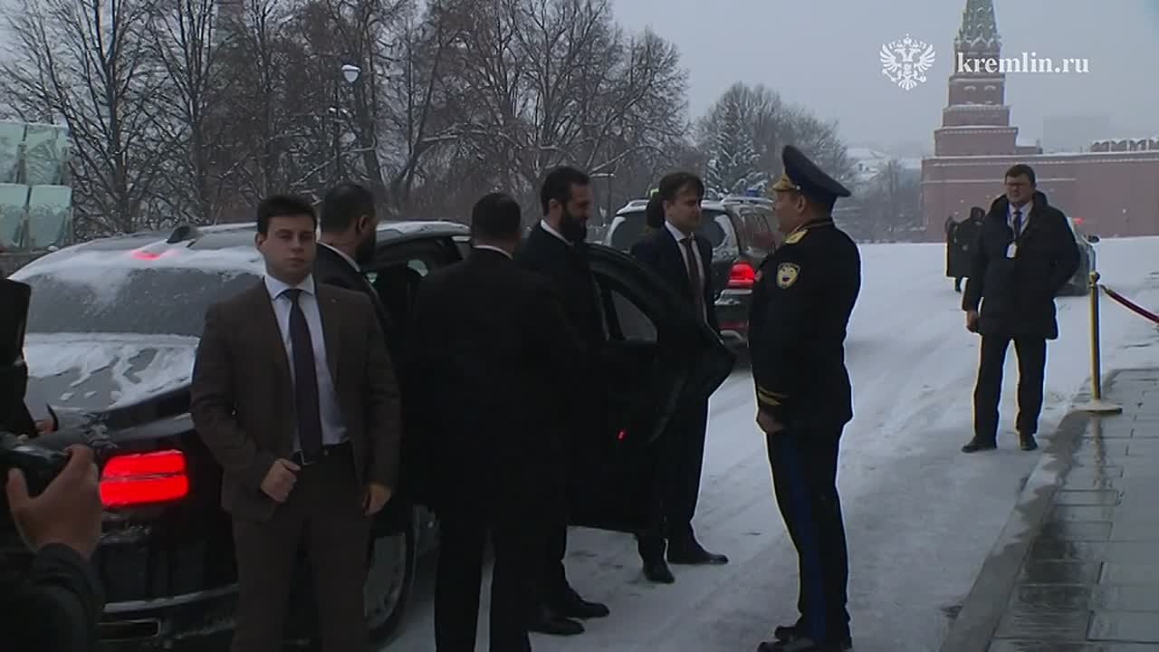 Президент Сирии Ахмед Шараа прибыл в Кремль