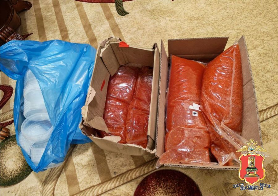 Икра от мошенников: "Кармелиты" продавали в Твери поддельный деликатес Икра от мошенников: "Кармелиты" продавали в Твери поддельный деликатес