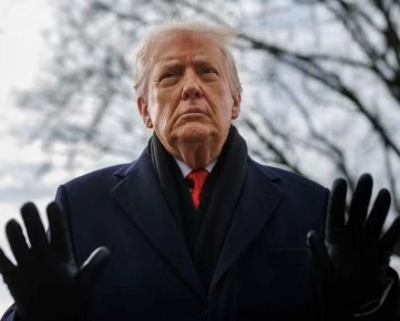 Трамп рассматривает возможность нанести удар по Ирану, пишет CNN