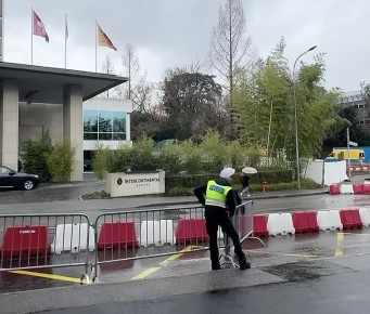 Обстановка у отеля InterContinental в Женеве, где пройдут переговоры по Украине